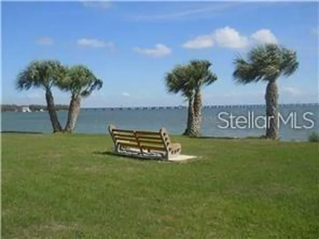 585 Sky Harbor Drive Clearwater FL 33759
