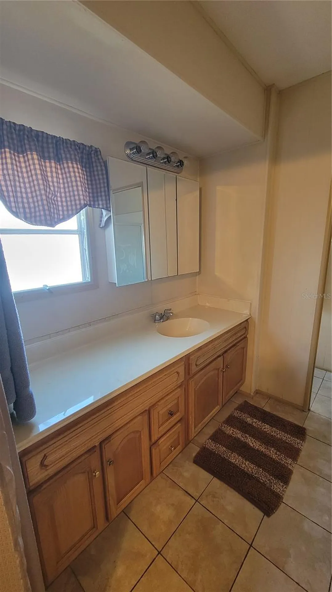 585 Sky Harbor Drive Clearwater FL 33759