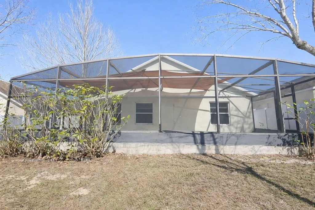 551 Lake Charles Drive Davenport FL 33837