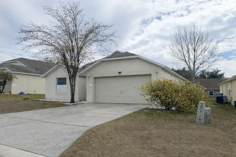 551 Lake Charles Drive Davenport FL 33837