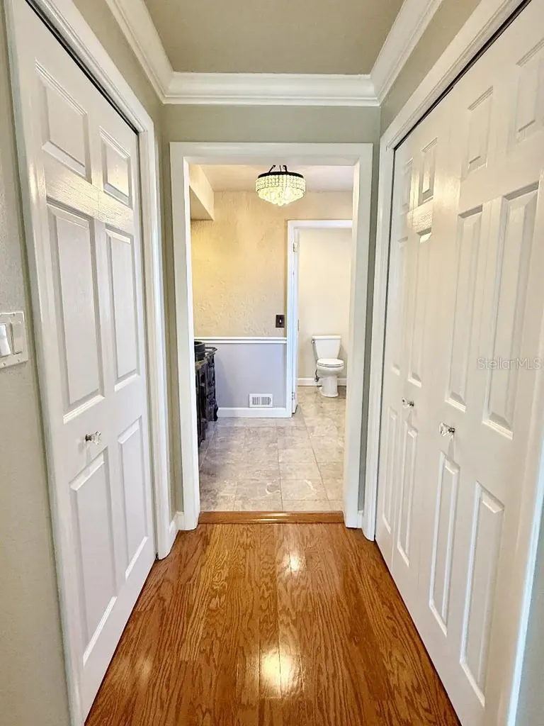 2563 Knotty Pine Way Clearwater FL 33761