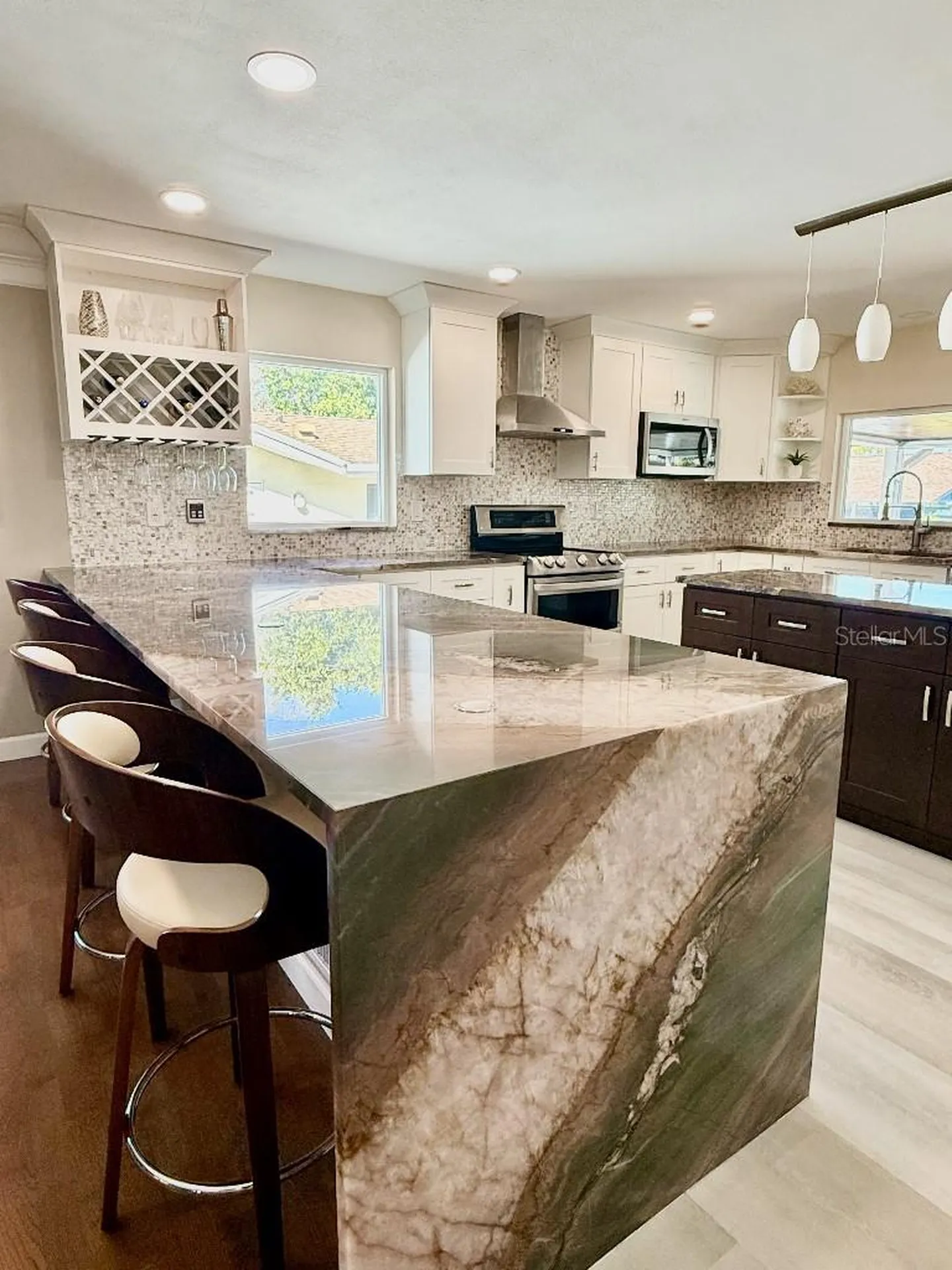 2563 Knotty Pine Way Clearwater FL 33761