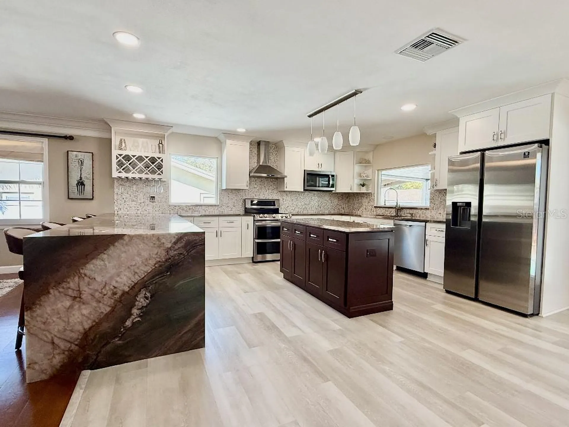 2563 Knotty Pine Way Clearwater FL 33761
