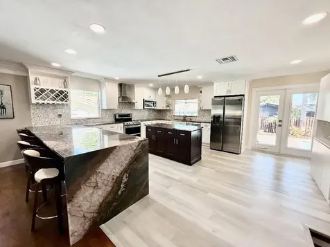 2563 Knotty Pine Way Clearwater FL 33761