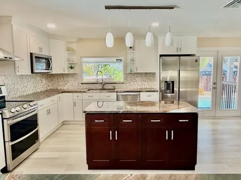 2563 Knotty Pine Way Clearwater FL 33761