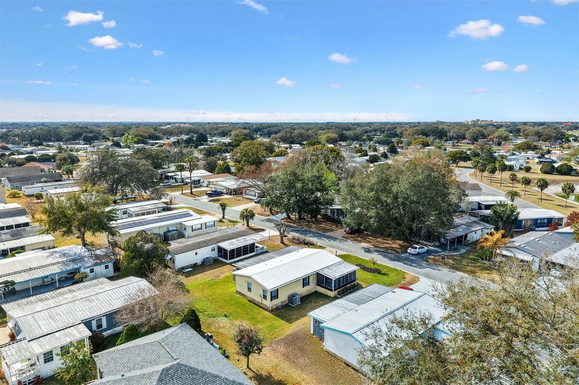 724 Royal Palm Avenue Lady Lake FL 32159