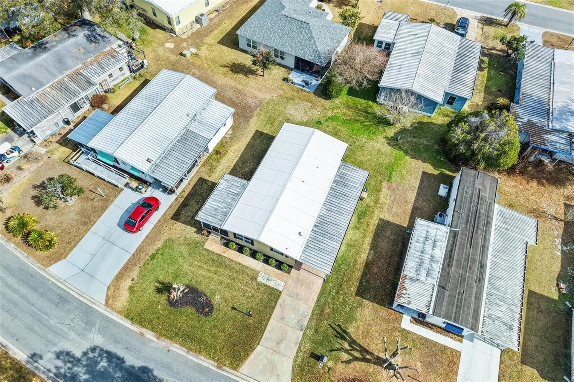 724 Royal Palm Avenue Lady Lake FL 32159