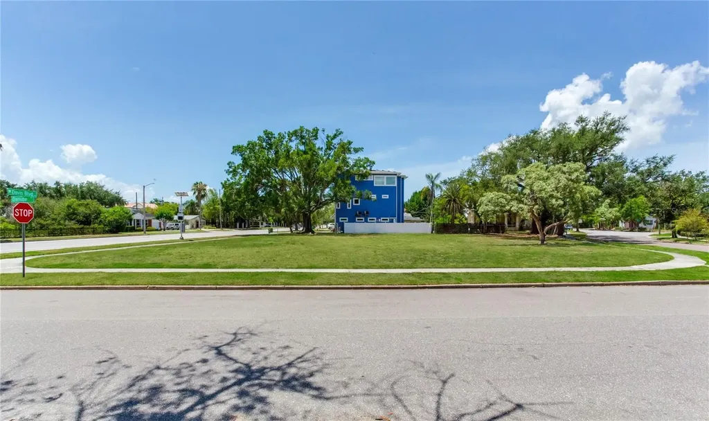 116 W Davis Boulevard Tampa FL 33606