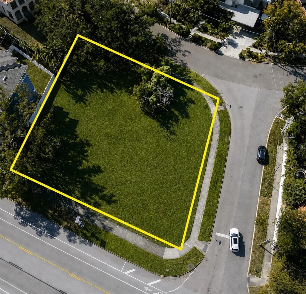 116 W Davis Boulevard Tampa FL 33606