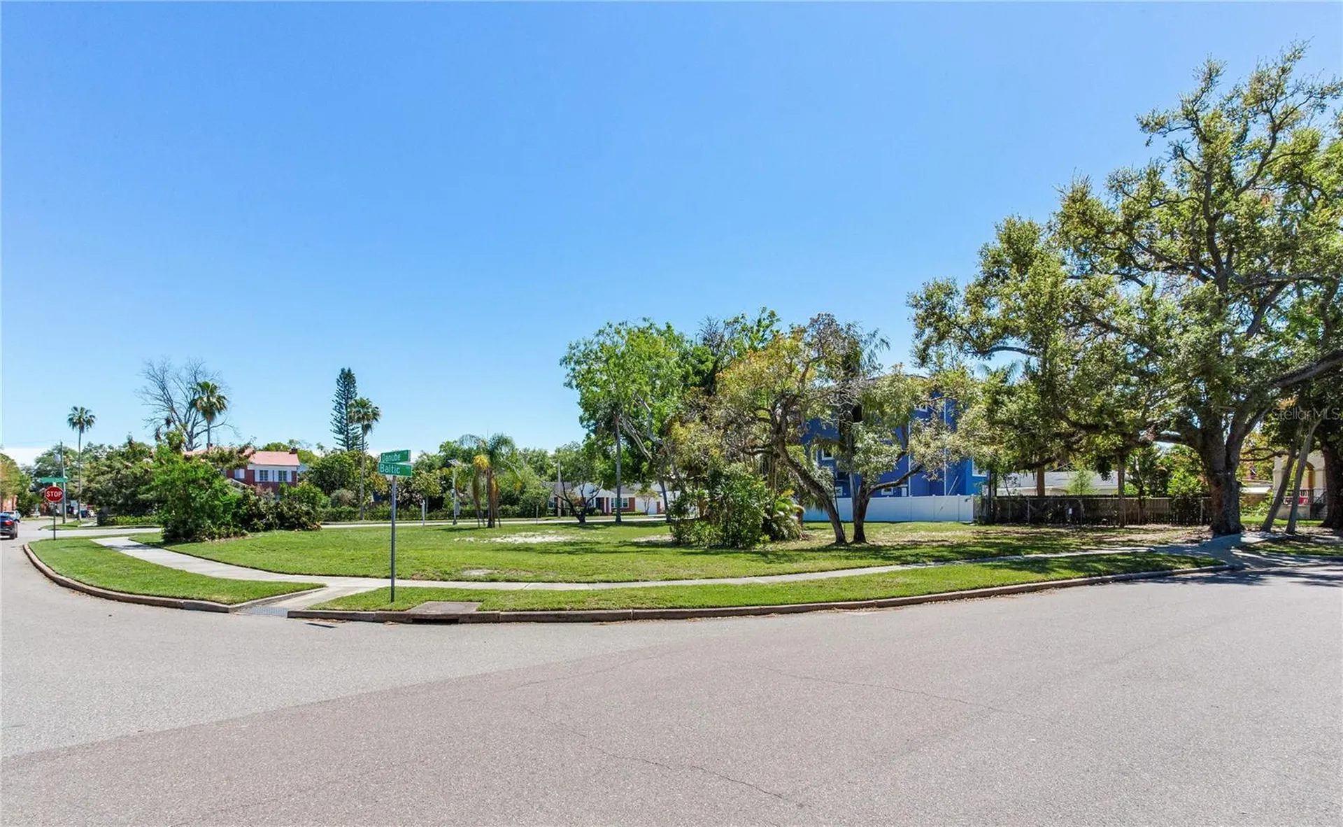 116 W Davis Boulevard Tampa FL 33606