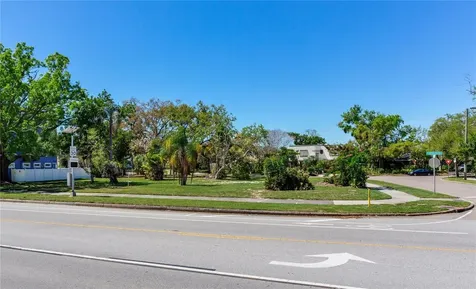 116 W Davis Boulevard Tampa FL 33606