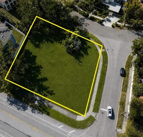 116 W Davis Boulevard Tampa FL 33606