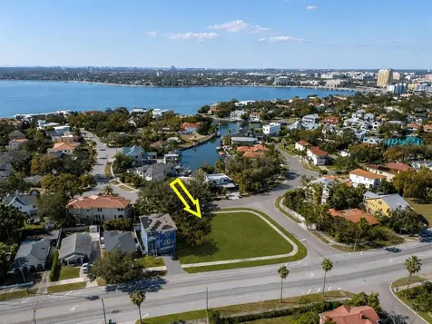 116 W Davis Boulevard Tampa FL 33606