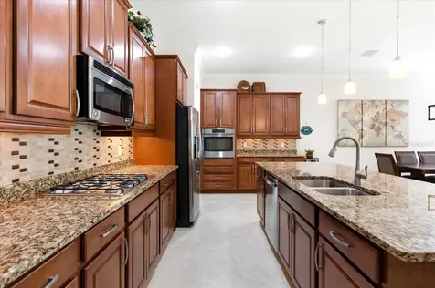 911 Victoria Hills Drive S Deland FL 32724