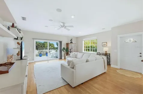 281 Seabreeze Court Boca Grande FL 33921