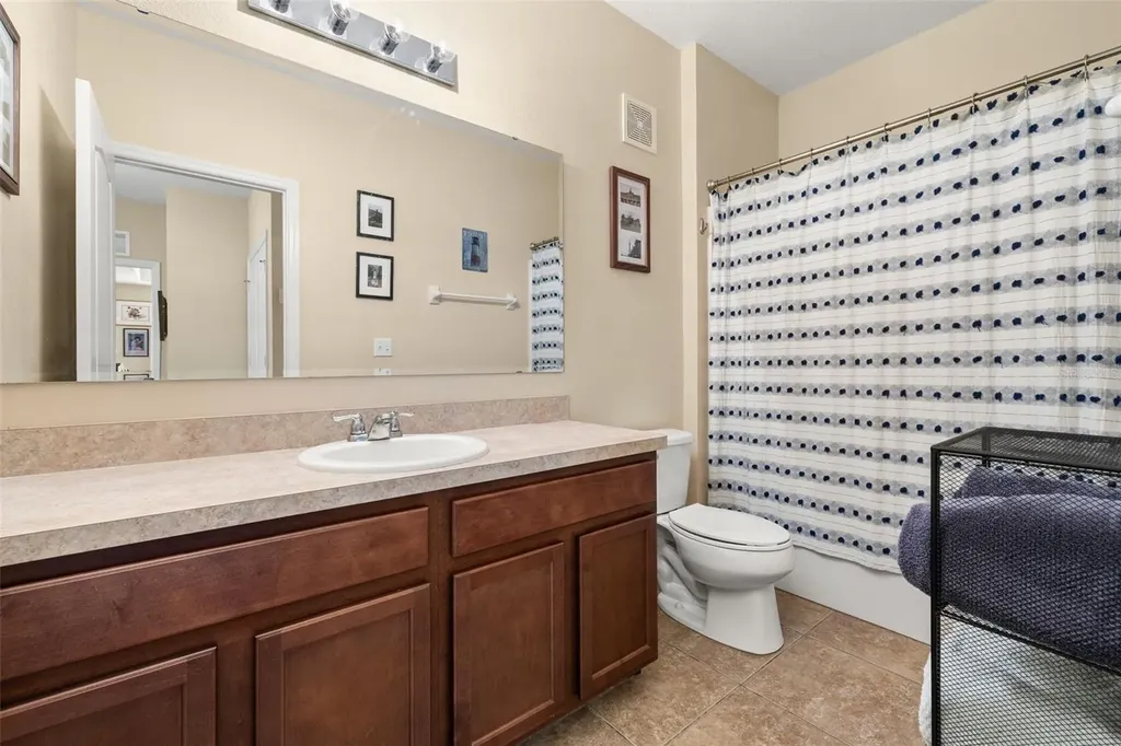 1532 Scarlet Oak Loop Winter Garden FL 34787