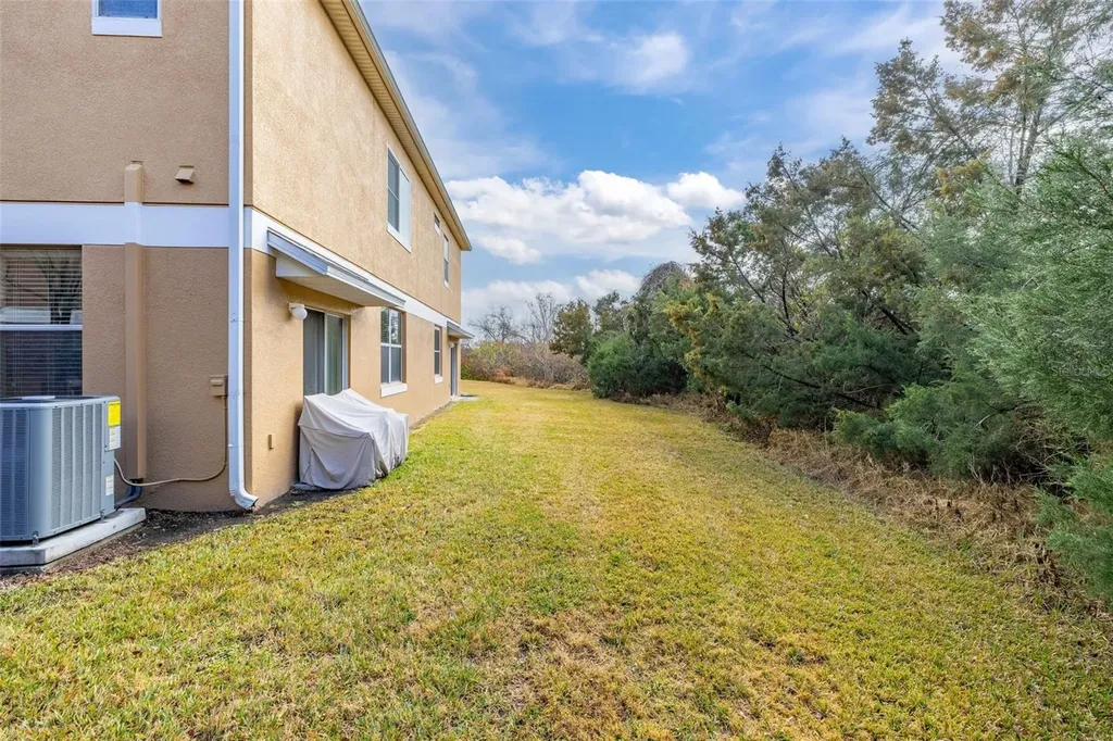 1532 Scarlet Oak Loop Winter Garden FL 34787