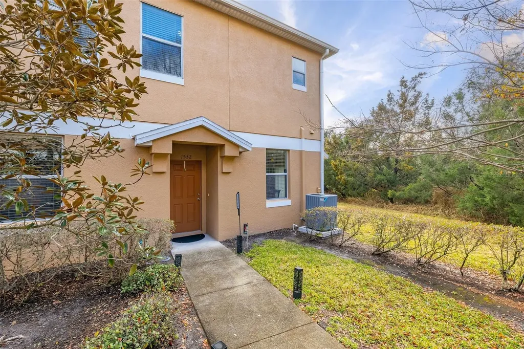 1532 Scarlet Oak Loop Winter Garden FL 34787