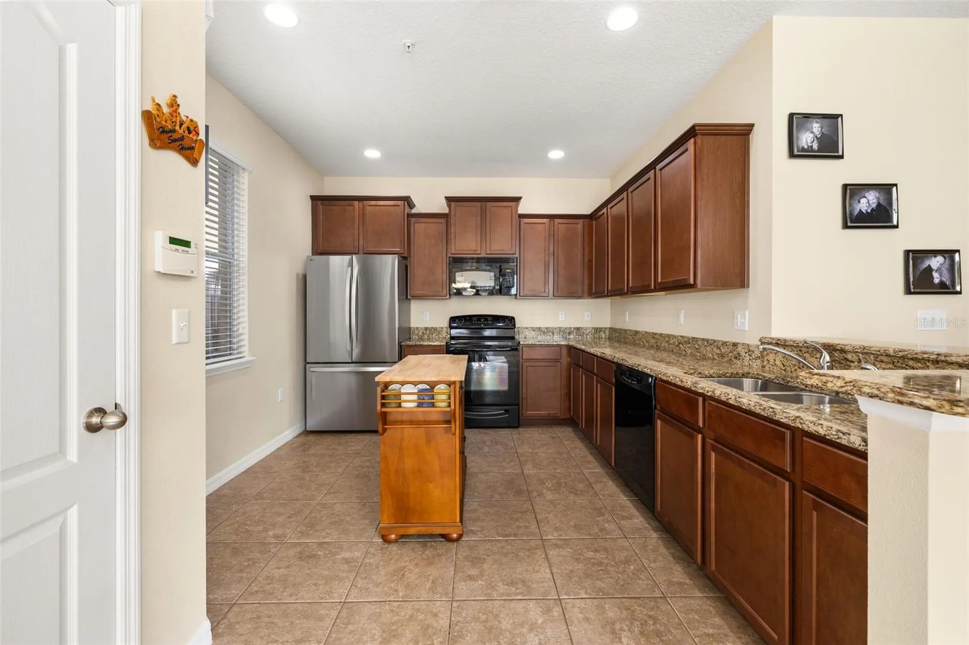 1532 Scarlet Oak Loop Winter Garden FL 34787