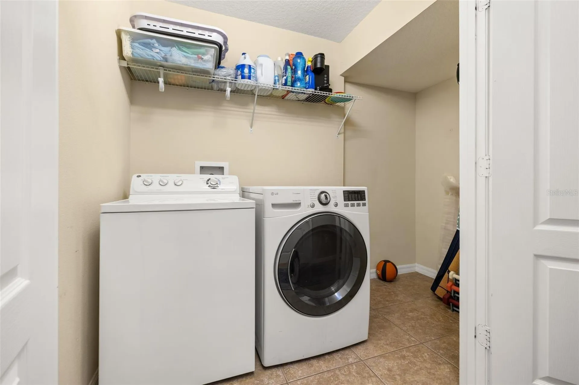 1532 Scarlet Oak Loop Winter Garden FL 34787