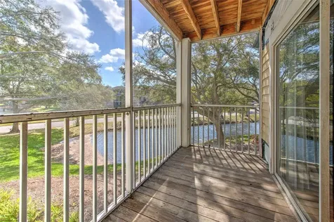 10028 Strafford Oak Court Tampa FL 33624