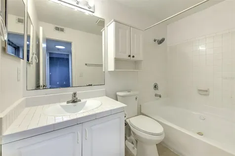 10028 Strafford Oak Court Tampa FL 33624