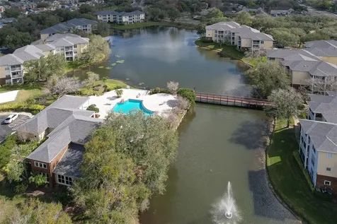 10028 Strafford Oak Court Tampa FL 33624