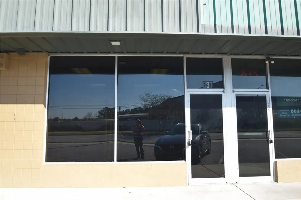 817-839 N Lake Parker Avenue Lakeland FL 33801