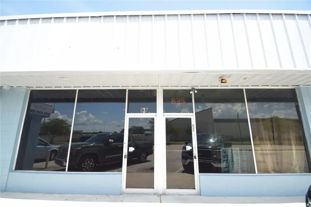 835/837 N Lake Parker Avenue Lakeland FL 33801