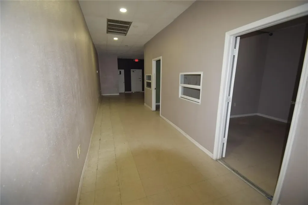 817-839 N Lake Parker Avenue Lakeland FL 33801
