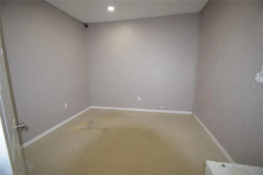 817-839 N Lake Parker Avenue Lakeland FL 33801