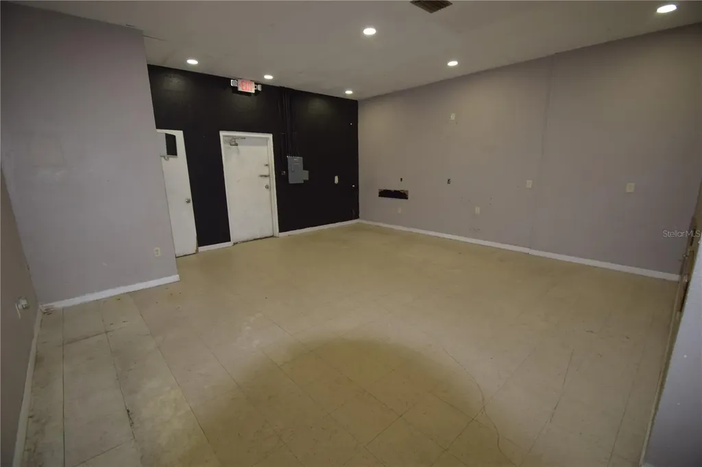 817-839 N Lake Parker Avenue Lakeland FL 33801