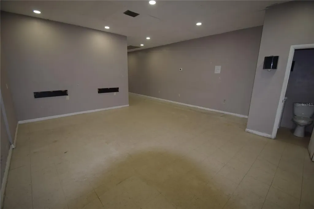 817-839 N Lake Parker Avenue Lakeland FL 33801