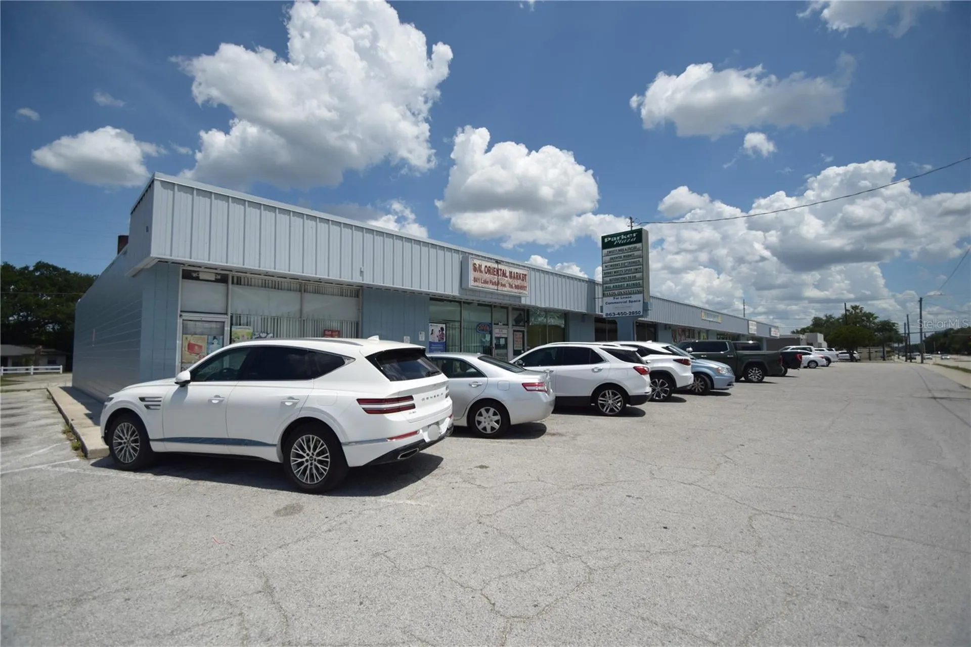 835/837 N Lake Parker Avenue Lakeland FL 33801