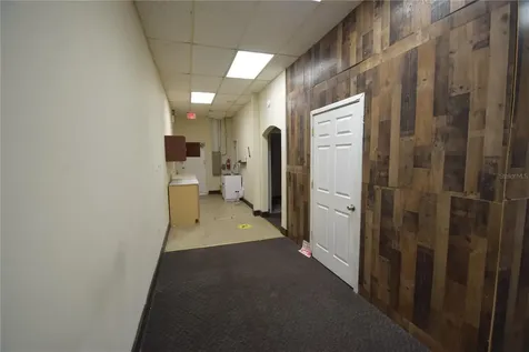 835/837 N Lake Parker Avenue Lakeland FL 33801