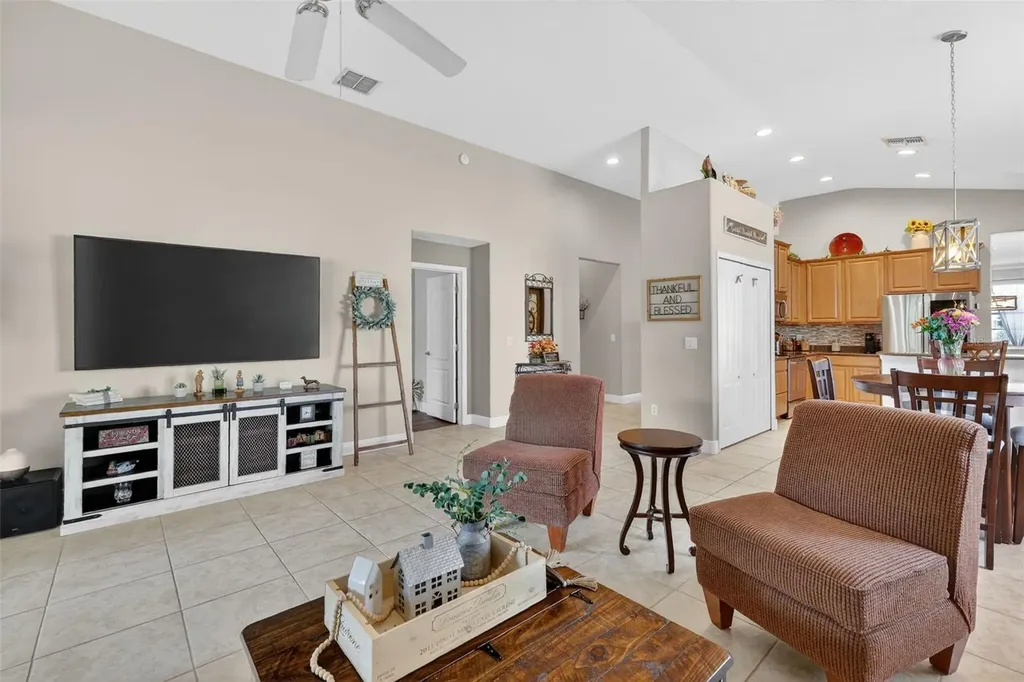 6304 Rolden Court Mount Dora FL 32757