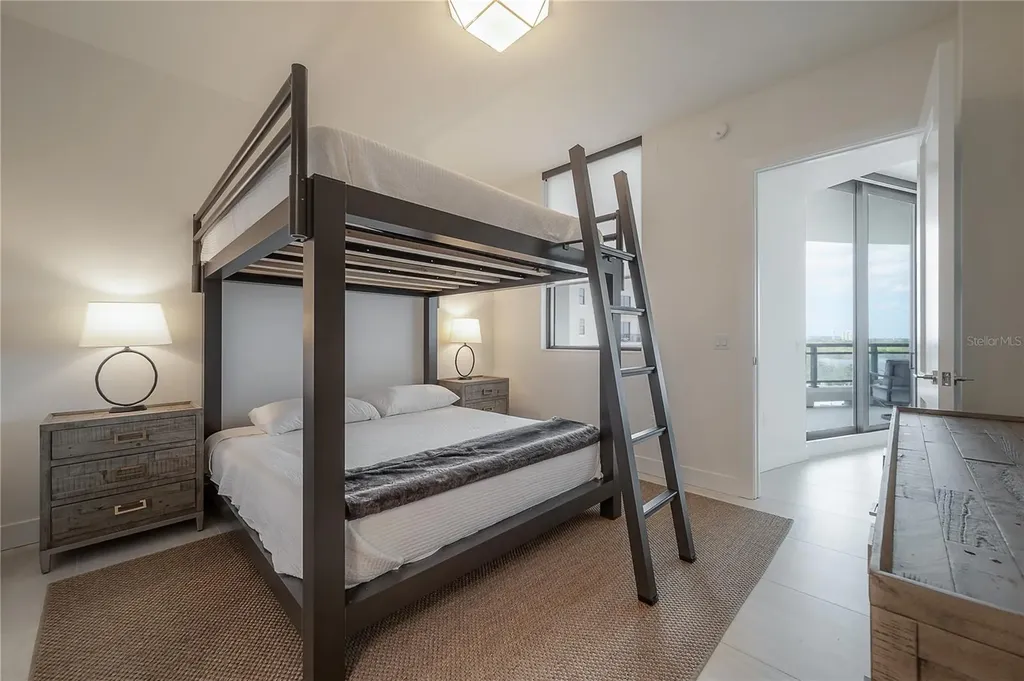 2103 Bayshore Boulevard Tampa FL 33606