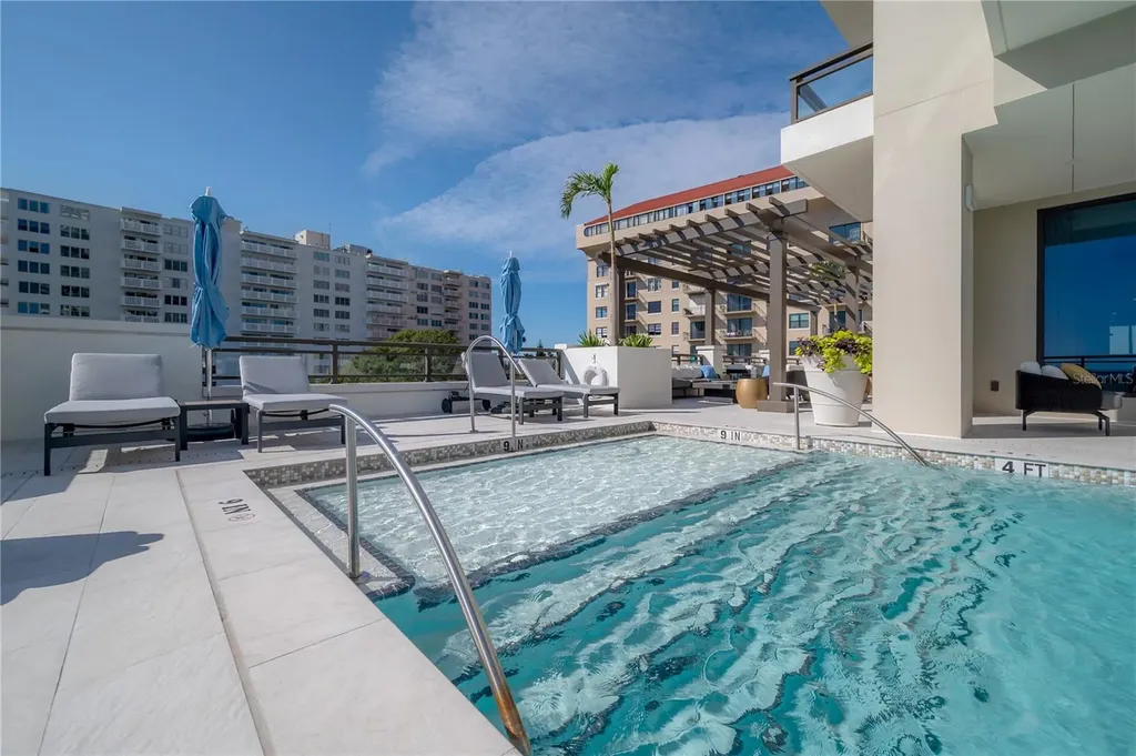 2103 Bayshore Boulevard Tampa FL 33606