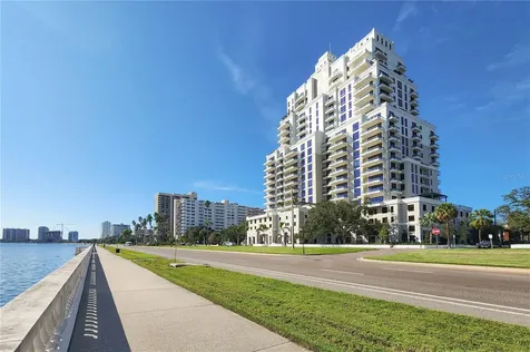 2103 Bayshore Boulevard Tampa FL 33606
