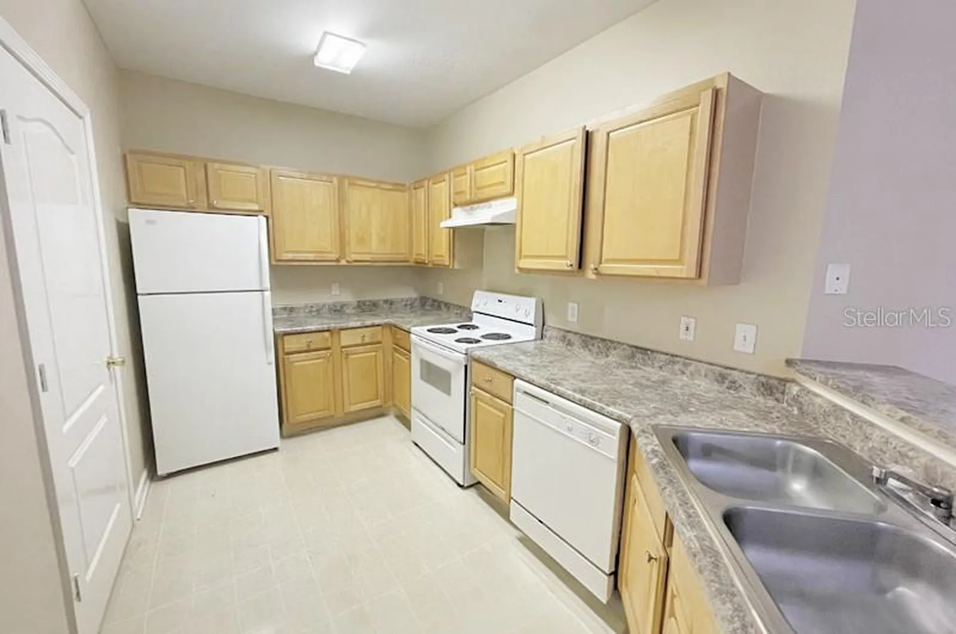 17952 Villa Creek Drive Tampa FL 33647