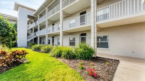 9610 Club South Circle Sarasota FL 34238