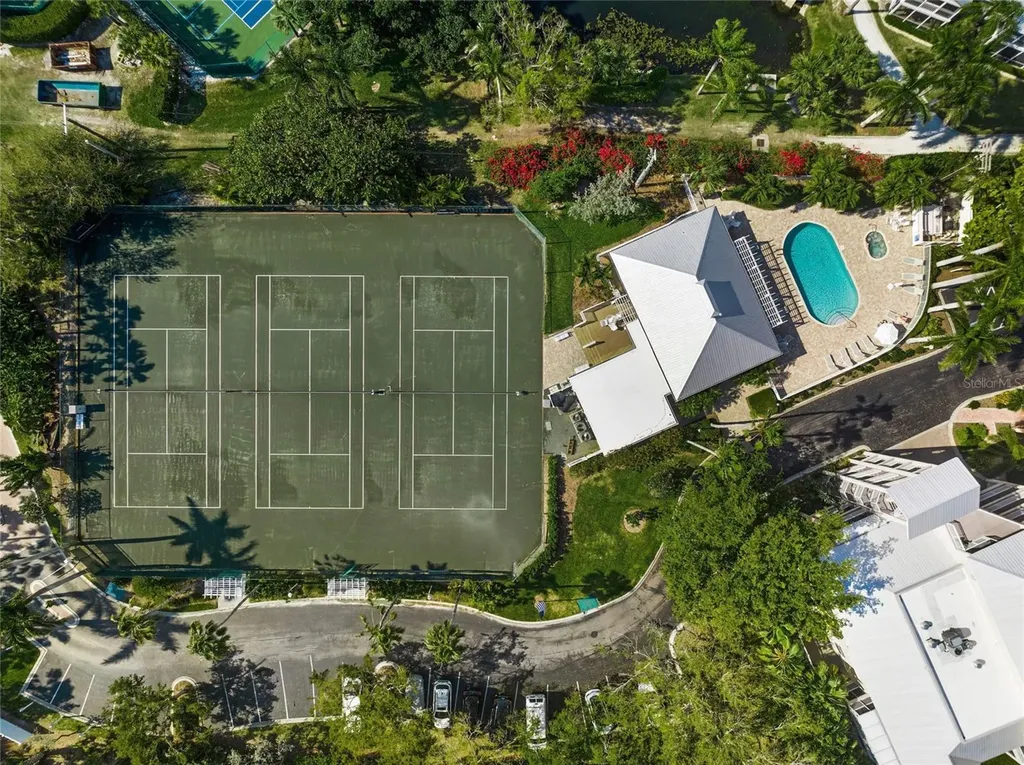 1280 Dolphin Bay Way Sarasota FL 34242