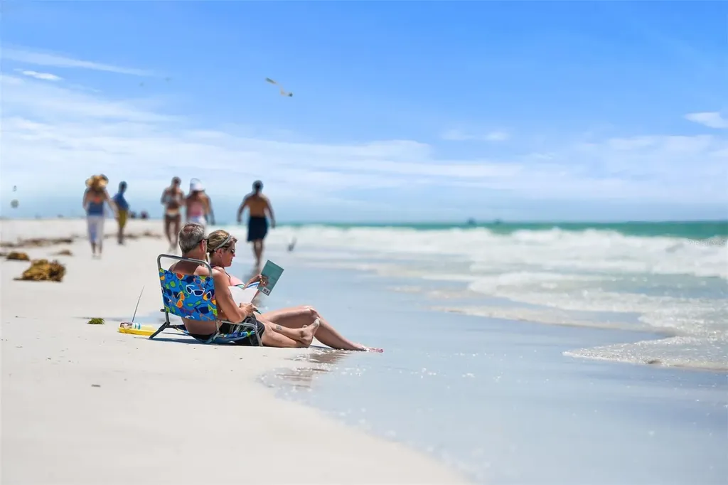 1280 Dolphin Bay Way Sarasota FL 34242