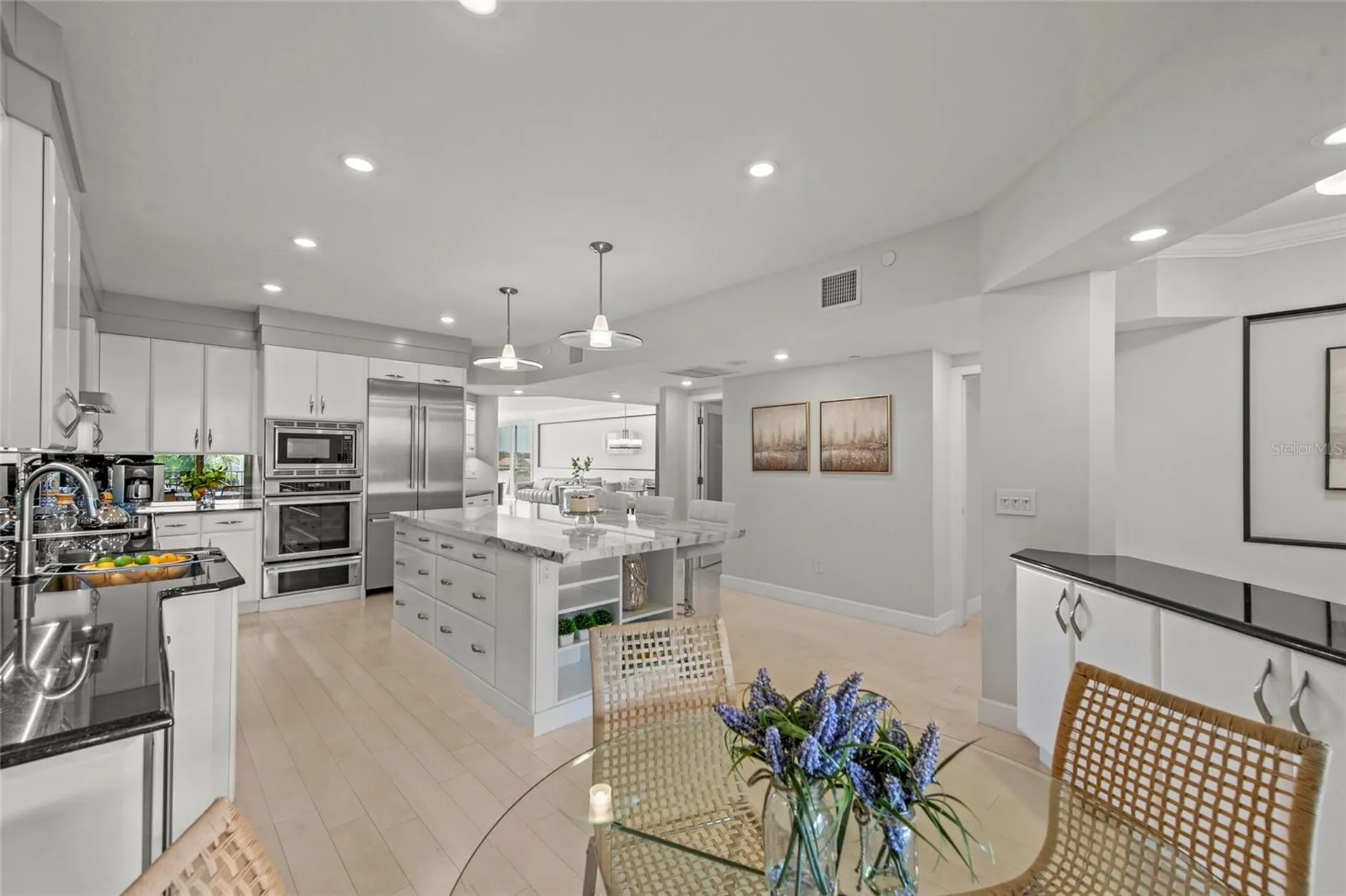 1280 Dolphin Bay Way Sarasota FL 34242