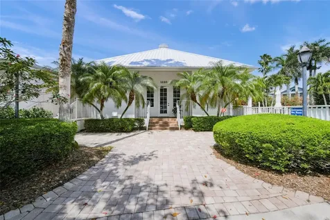1280 Dolphin Bay Way Sarasota FL 34242