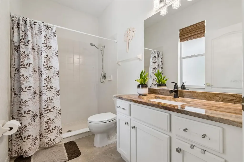 7122 68th Drive E Bradenton FL 34203