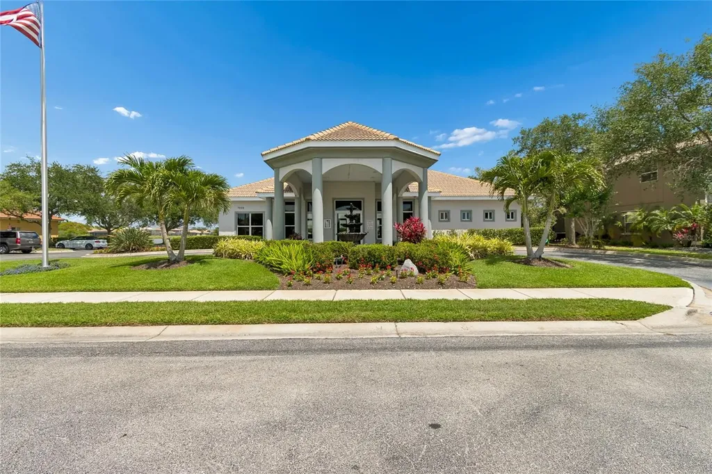 7122 68th Drive E Bradenton FL 34203