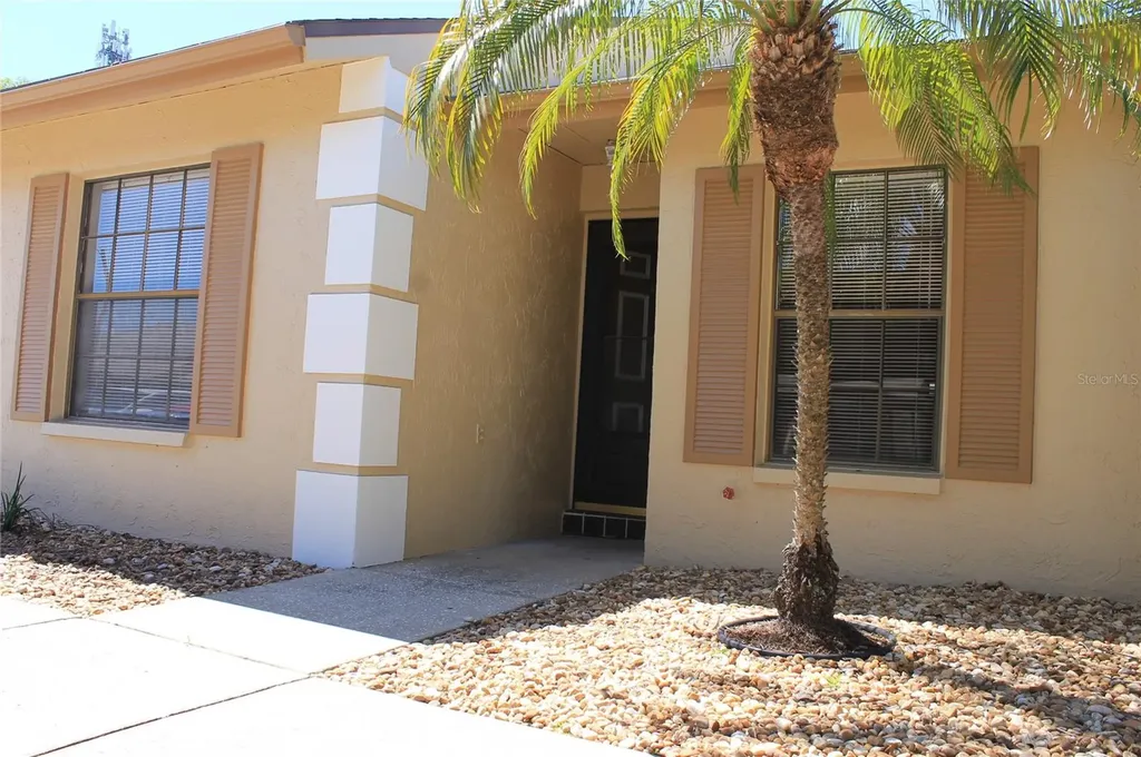 4752 Sunny Loop Holiday FL 34690