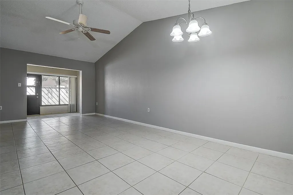 4752 Sunny Loop Holiday FL 34690