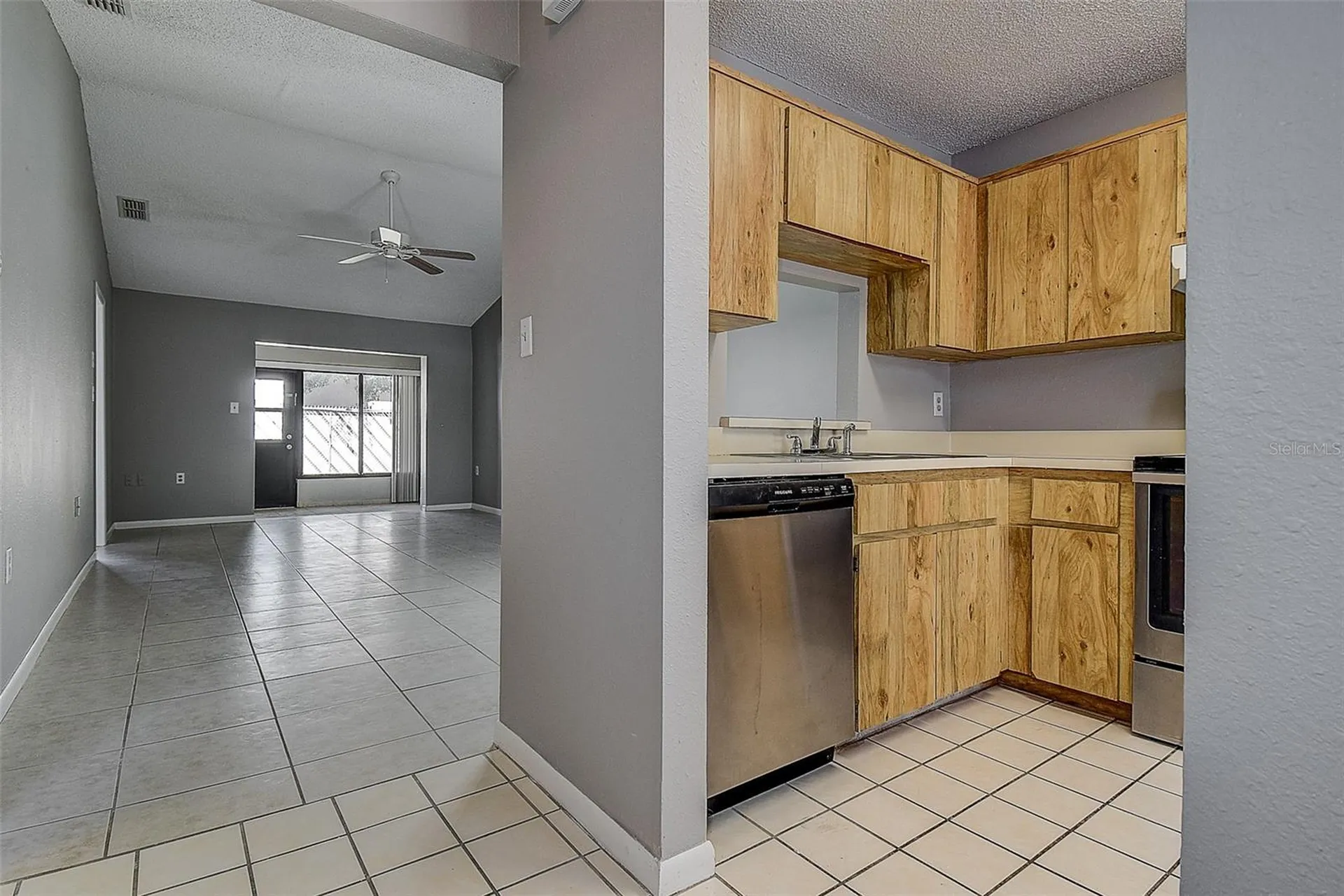 4752 Sunny Loop Holiday FL 34690